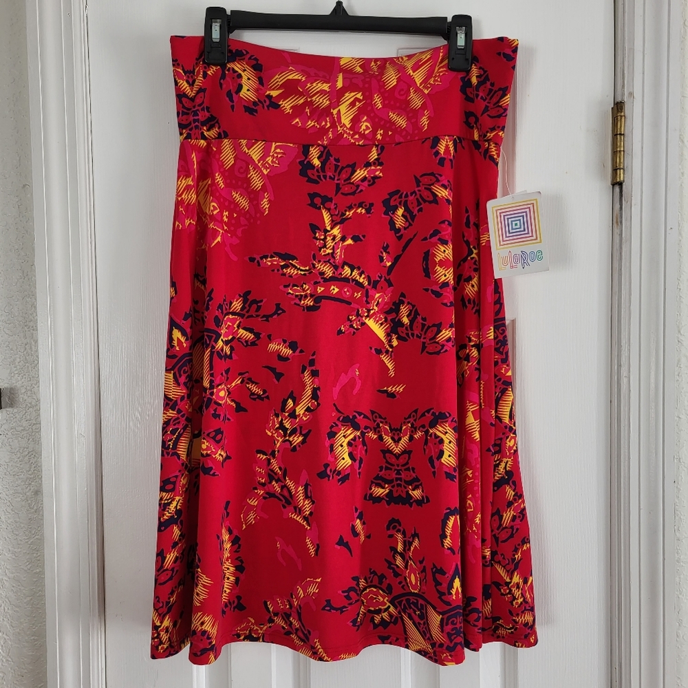 𝅺LULAROE Azure Skirt NWT